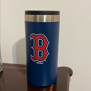 Boston slim can cooler